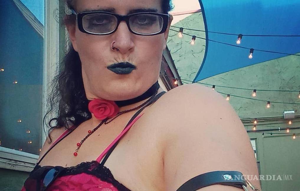 $!Mujer trans que se identifica como vampiro, condenada por agredir a una niña