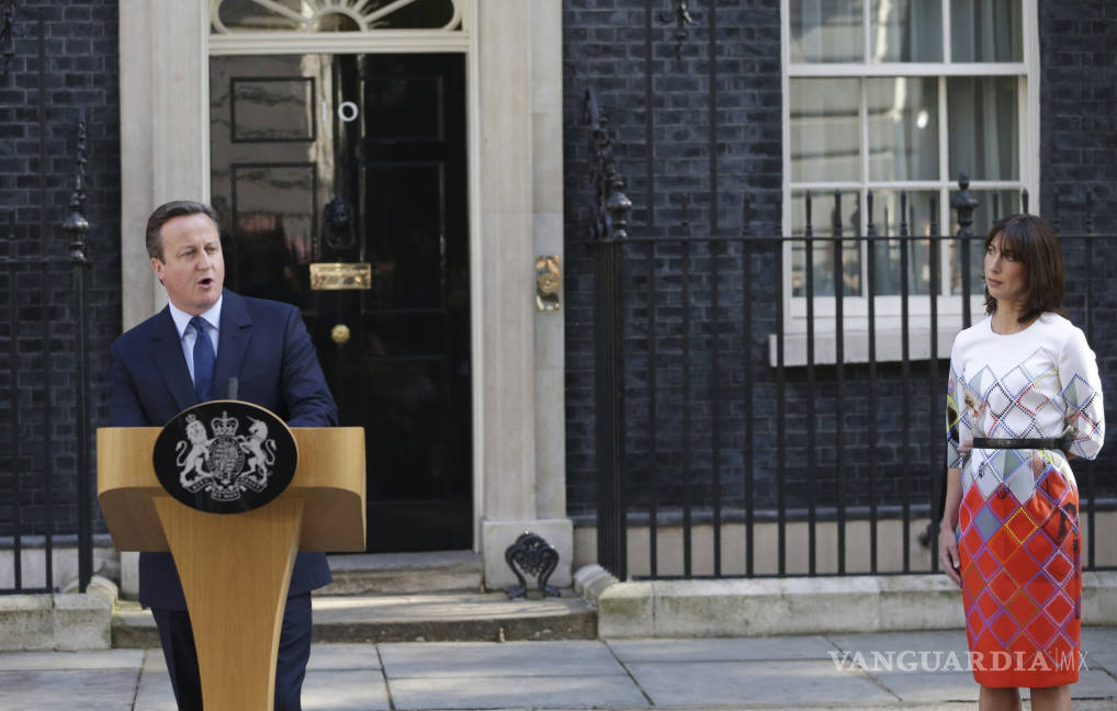 $!'El país requiere un nuevo líderazgo': David Cameron pide un nuevo primer ministro para octubre