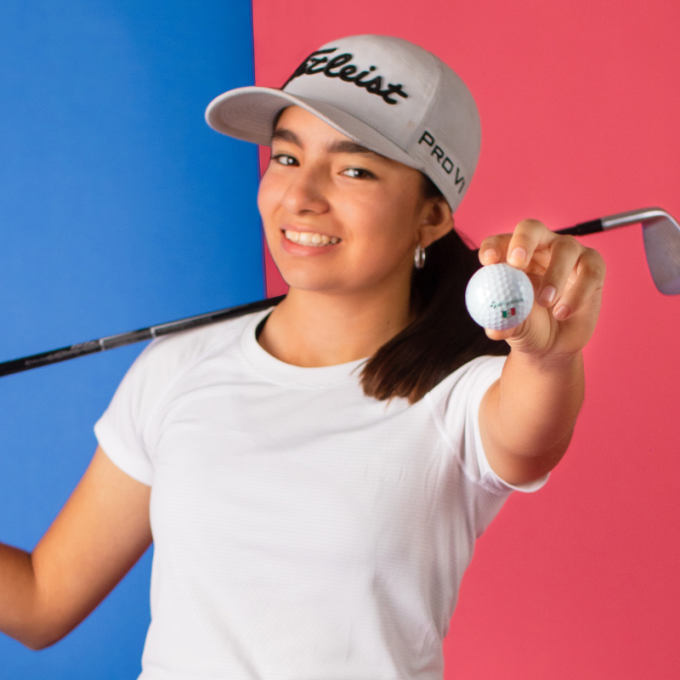 Paloma Ibarra Ambia tuvo su primer acercamiento al golf a los 3 años, ahora es una de las jóvenes promesas de esta disciplina.
