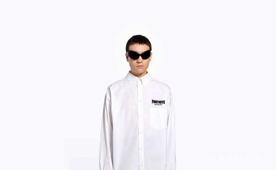 $!El costo de las prendas es sin duda elevado, una camisa -disponible en blanco y negro- supera los 23 mil pesos.