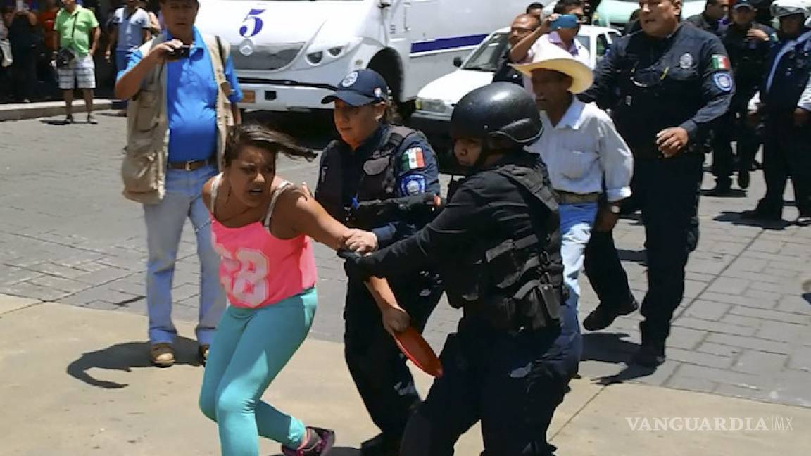 Autodefensas se levantan en Morelos y el Gobierno los disuelve a patadas