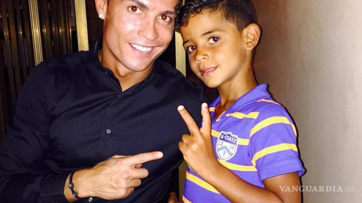 Hijo de Cristiano Ronaldo impacta con golazo