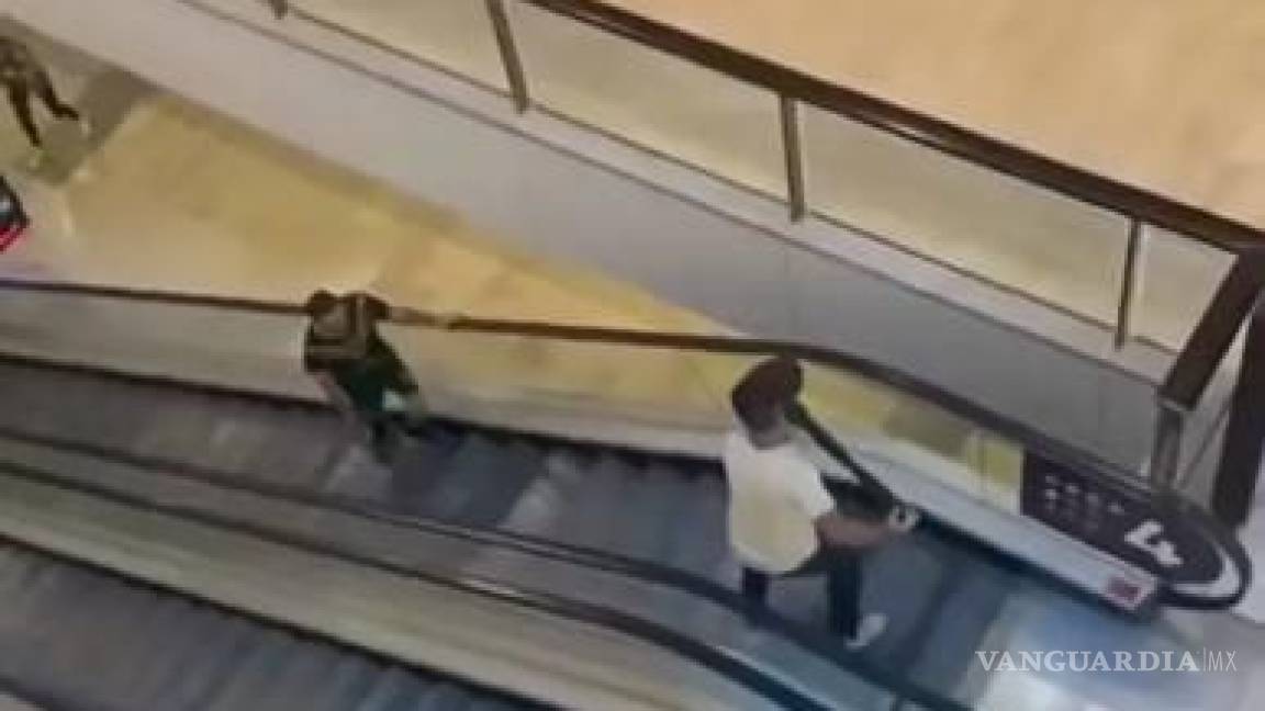 Revelan que hombre francés se enfrentó al asesino de centro comercial en Sydney