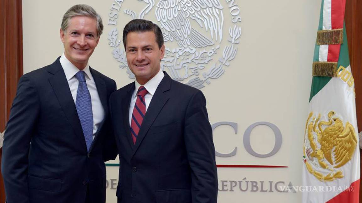 Peña Nieto recibe a Alfredo del Mazo en Los Pinos