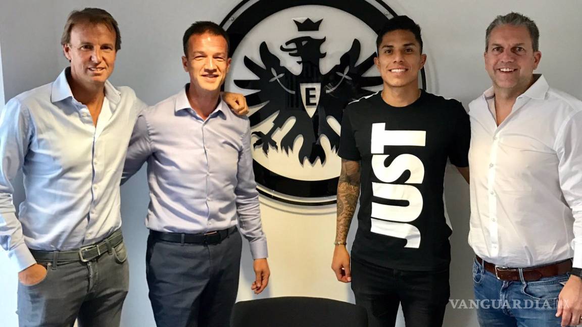 Es oficial: Salcedo es nuevo jugador del Eintracht Frankfurt
