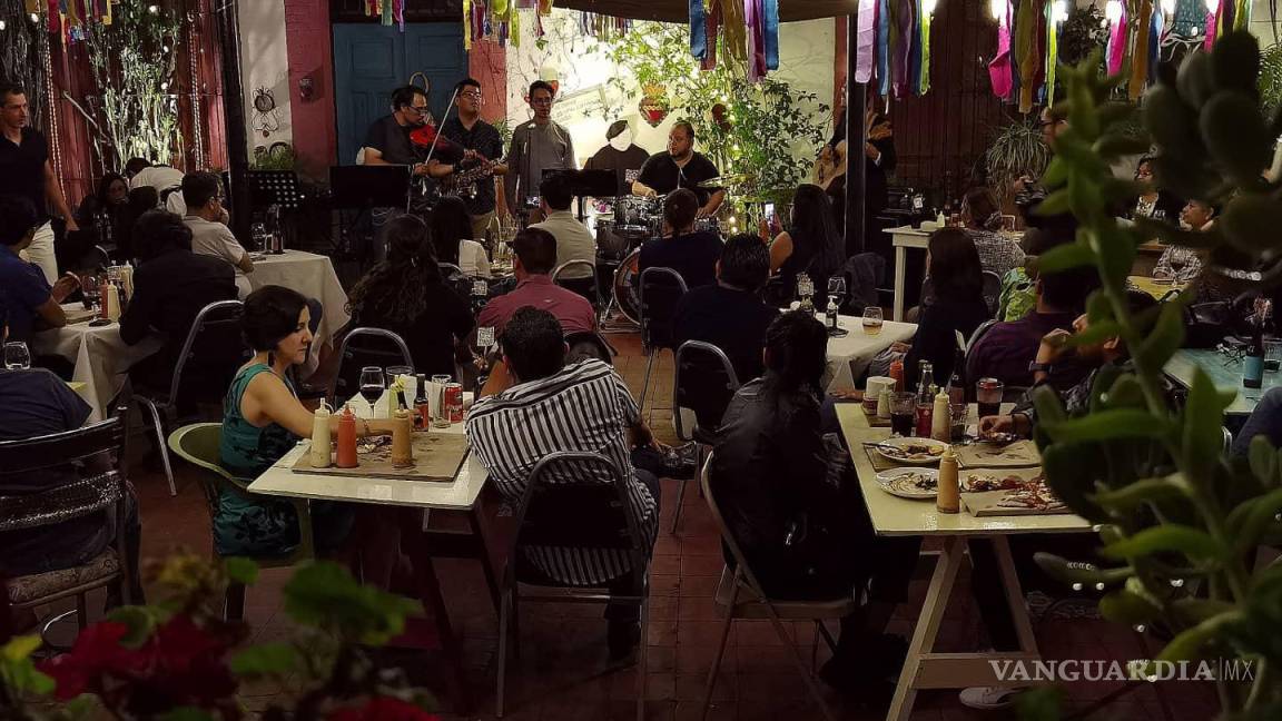 Invitan a recordar y reflexionar por México con teatro, filosofía y jazz
