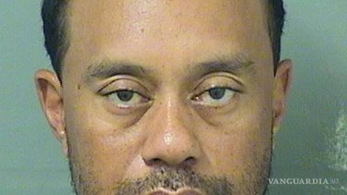 Arrestan a Tiger Woods por conducir bajo los efectos del alcohol