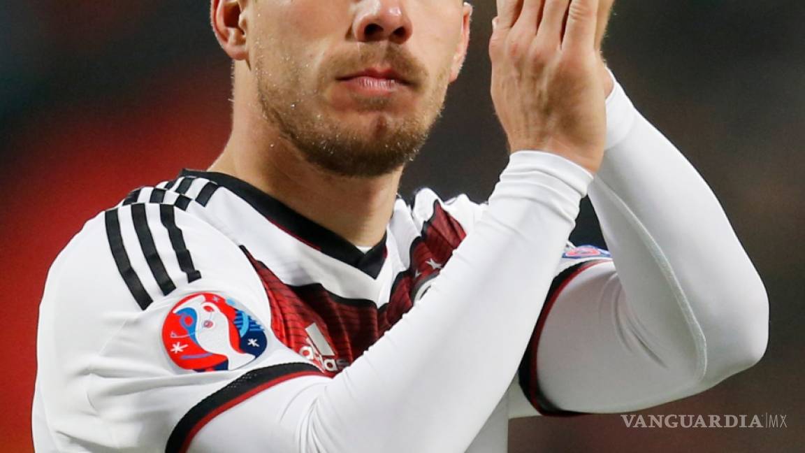 Lukas Podolski se despide de la selección alemana