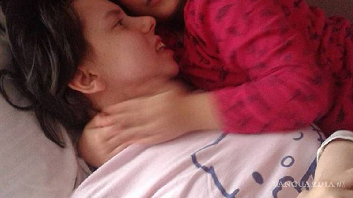 Queda en coma en el parto, despertó siete años después y al fin pudo conocer a su hija