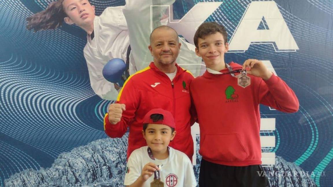 Regresan con medallas del Nacional de Karate a Coahuila
