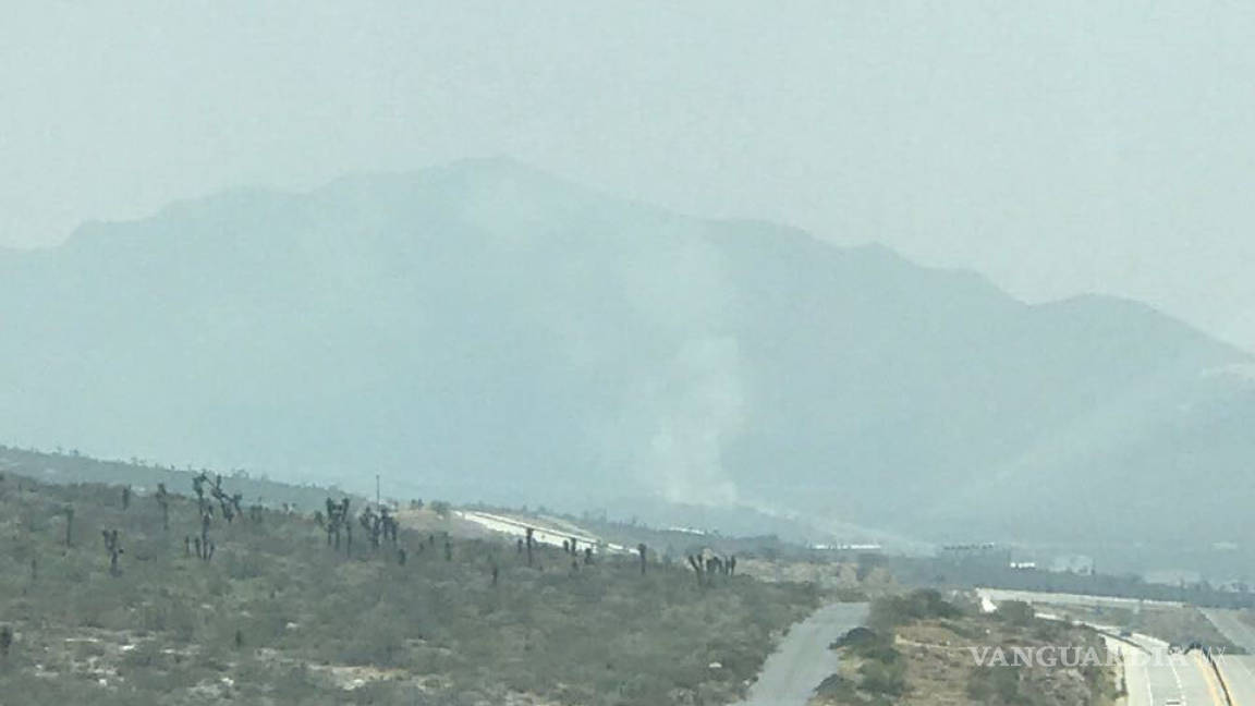 Incendio en la carretera Monterrey-Saltillo