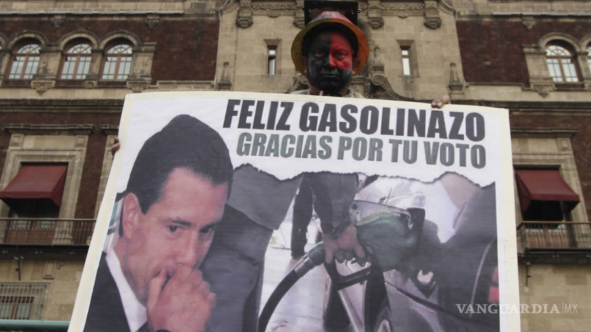 Nuevo gasolinazo se calcula en votos y en popularidad de Peña: analistas
