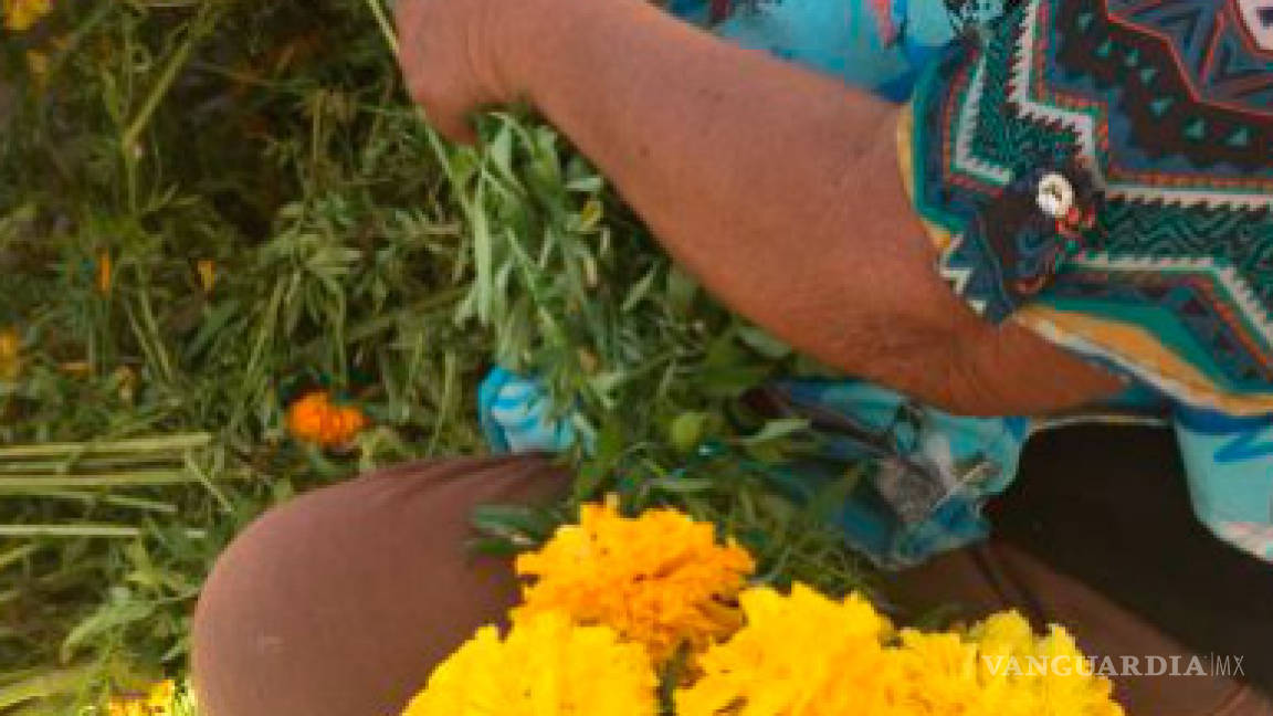 Flores a las tumbas, tradición que decrece en Saltillo