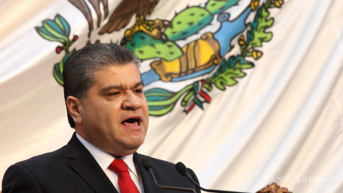 Asume Riquelme como Gobernador, eliminará dependencias públicas