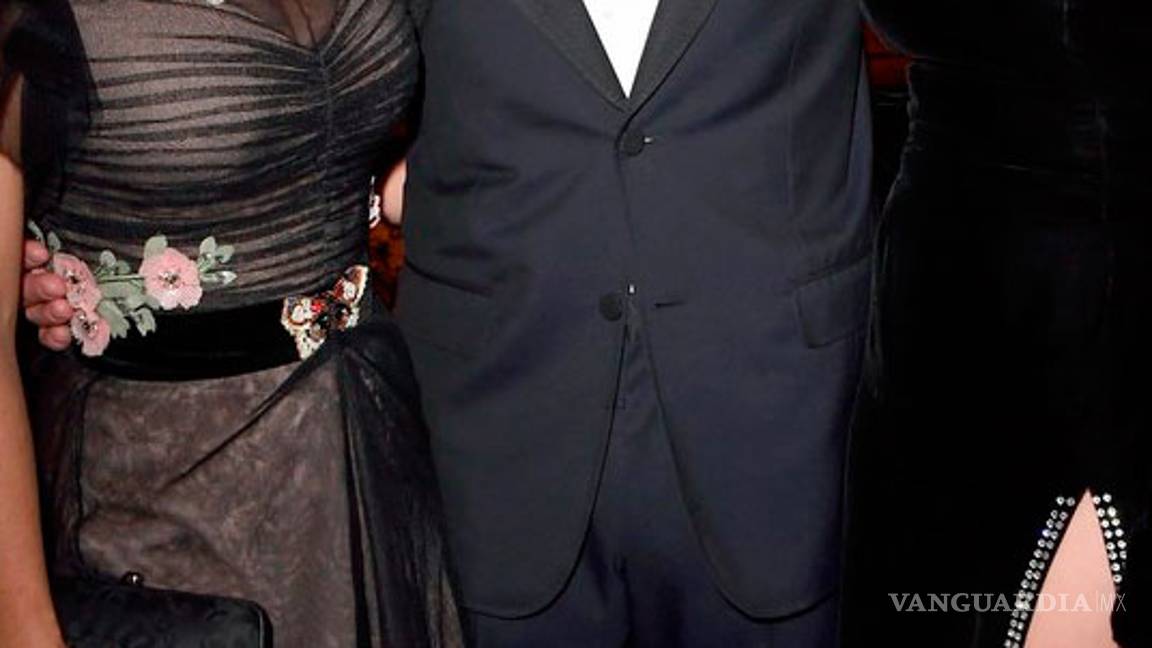 Salma Hayek sorprende en Cannes con cabello rosa $!Salma Hayek sorprende en Cannes con cabello rosa