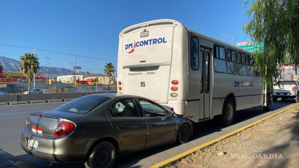 Saltillo Conductor No Respeta Distancia De Seguridad Y Termina Bajo