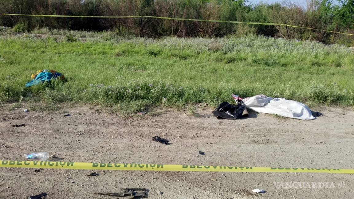 $!Fallecen tres integrantes de una familia tras accidente en la carretera a Torreón