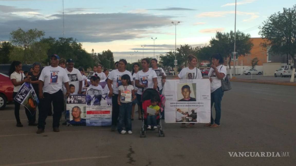 Familias de desaparecidos en Piedras Negras se suman a la marcha nacional