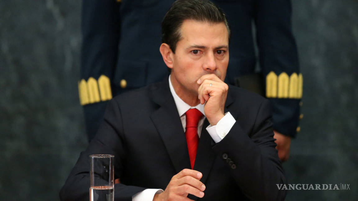 Peña desconoce derechos de audiencias que promulgó hace 4 años; especialistas ven presión de Televisa