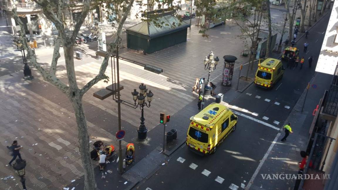 Suman 14 muertos y 130 heridos por atentados en Barcelona