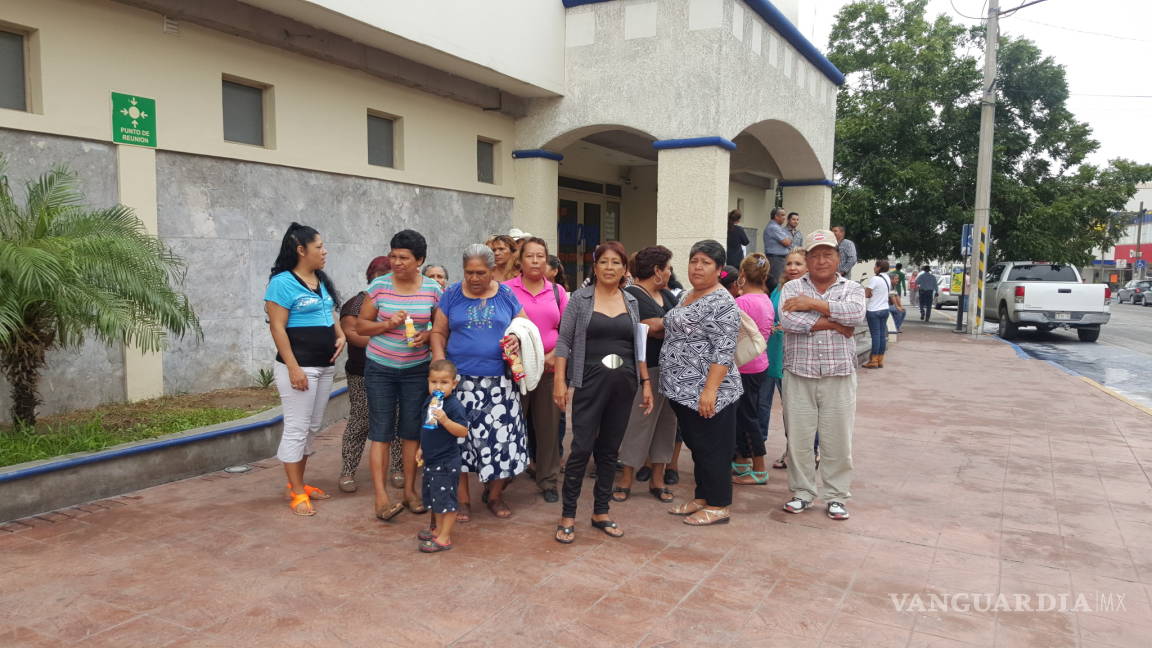 Familiares de reos presionan a autoridades; tomarán instalaciones del ex CEFERESO de Monclova