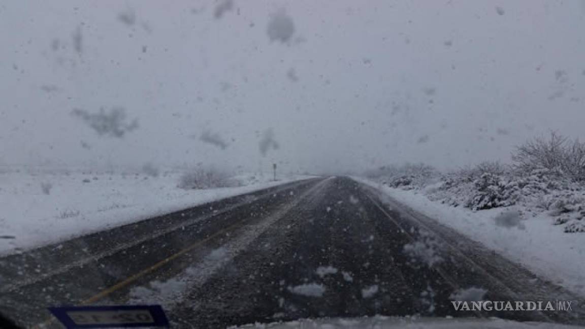 Mantienen cierres carreteros en Chihuahua por nevadas