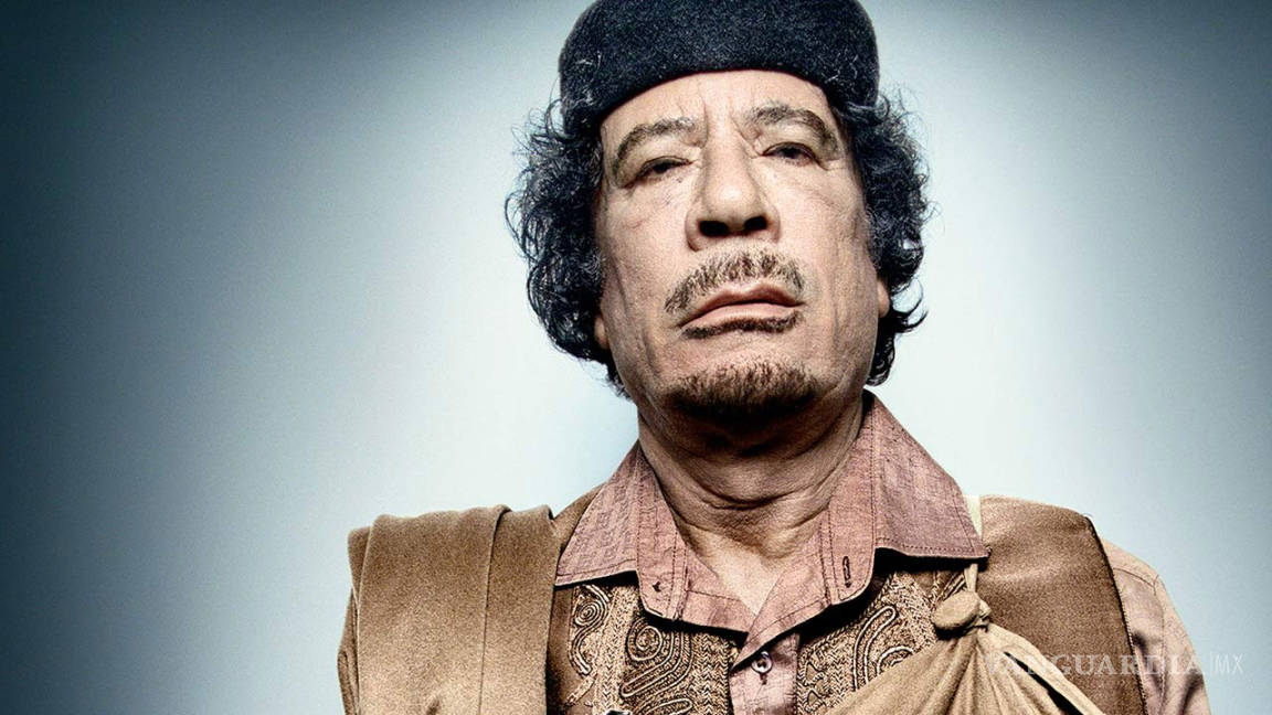 Revelan nuevas imágenes de la captura del dictador Khadafi