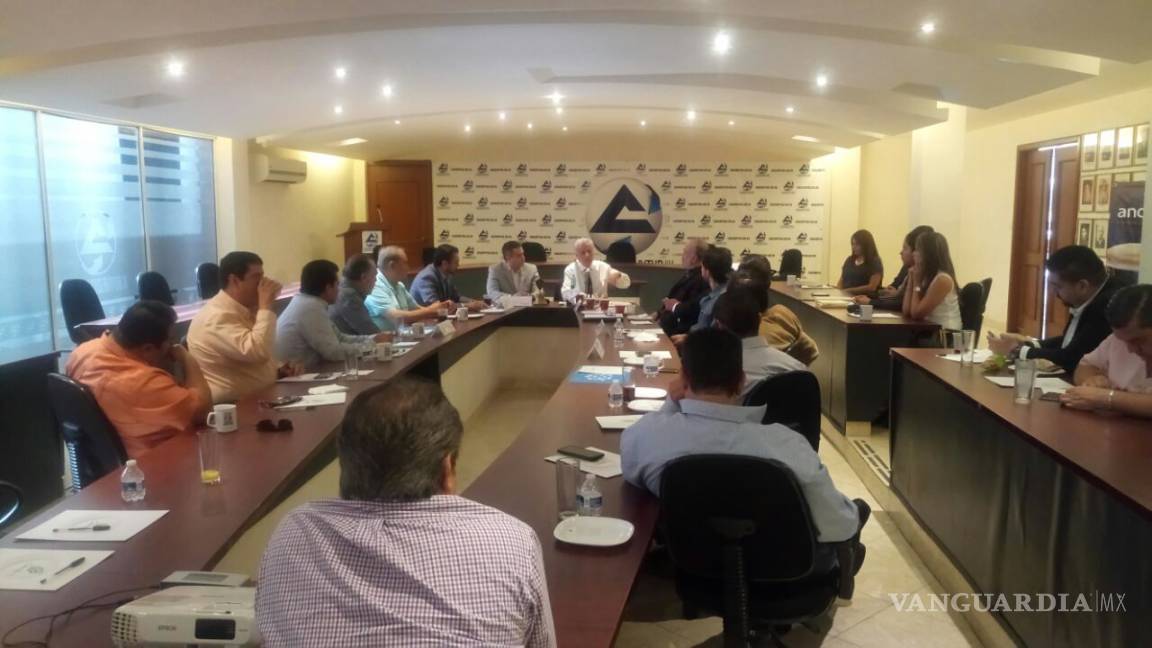Alcalde electo de Torreón se reúne con empresarios