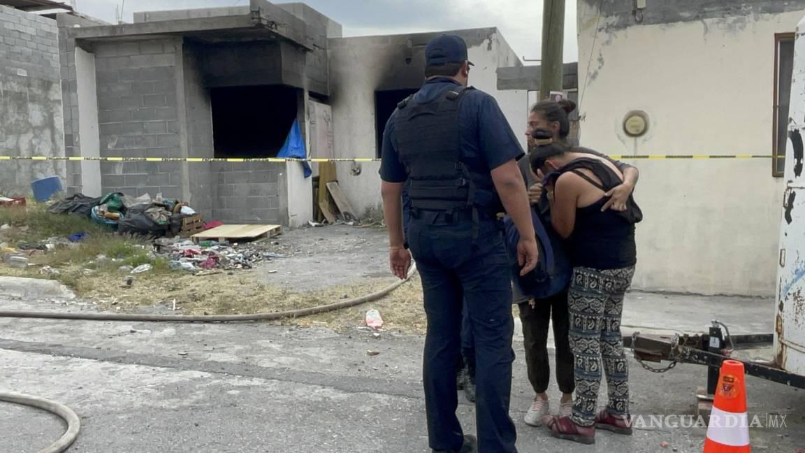 $!El cuerpo de un hombre fue encontrado en medio de un incendio en la colonia Morelos.