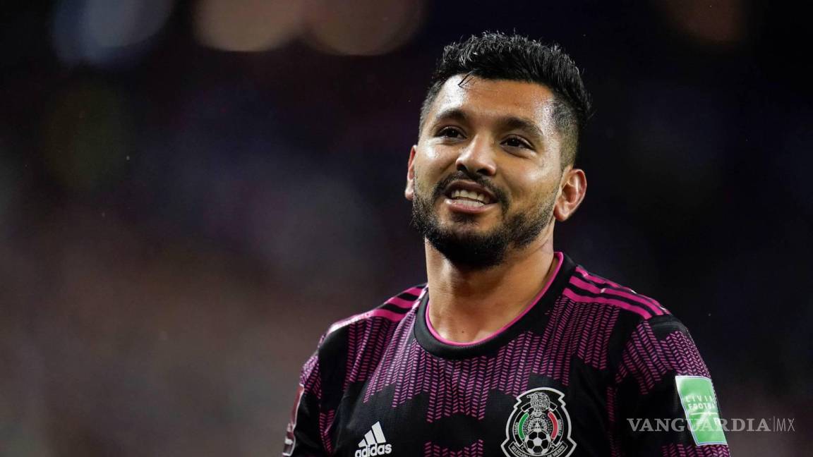 Tras 7 meses fuera por lesión, el mexicano Tecatito vuelve a una convocatoria del Sevilla