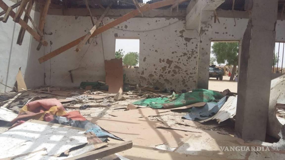 Dos mujeres suicidas matan a 24 en mezquita en Nigeria