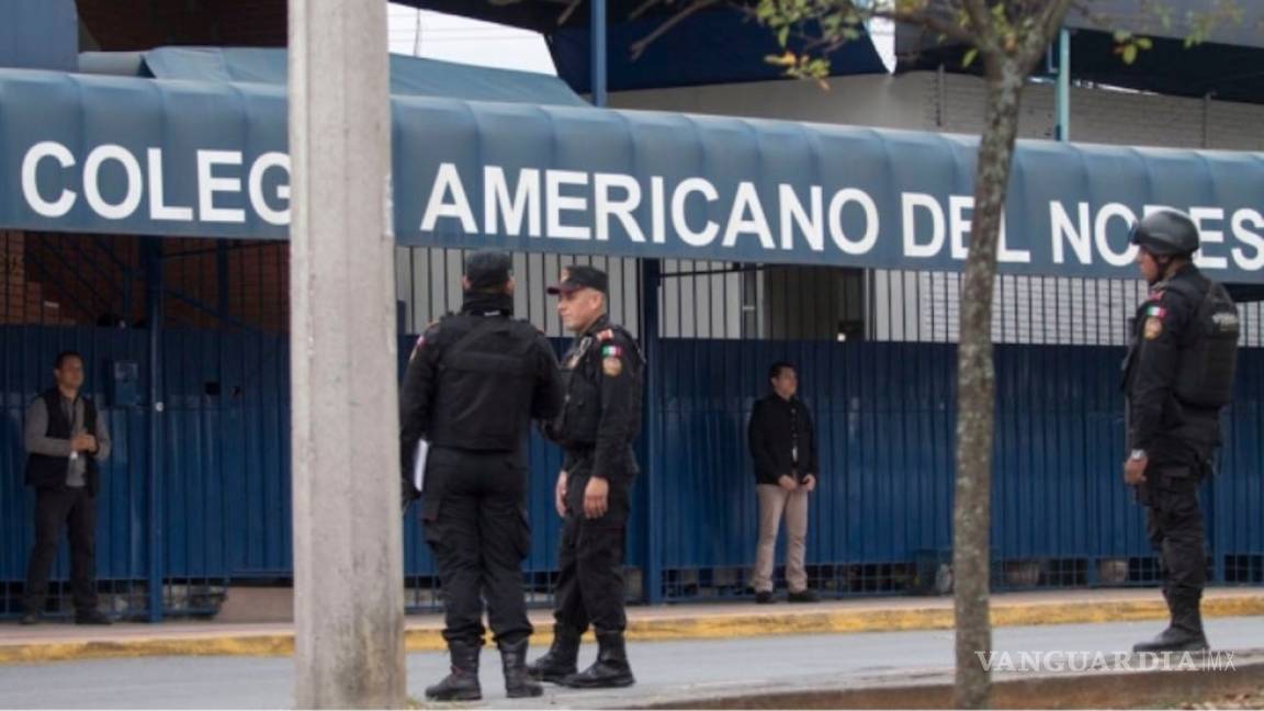 Continúan graves tres de los baleados en colegio de Monterrey