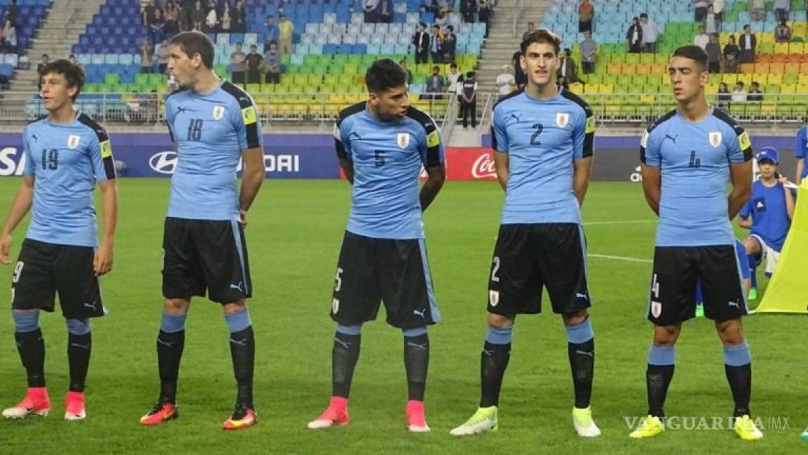 Confunden el himno de Uruguay por el de Chile...otra vez
