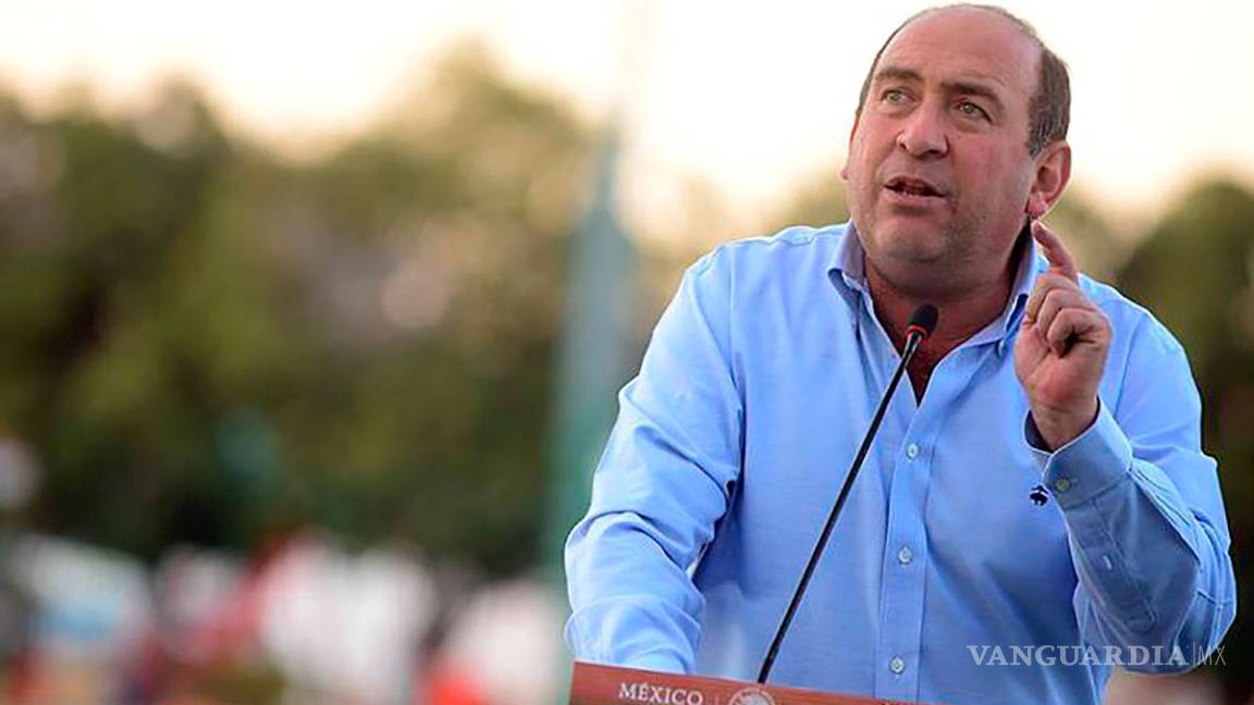 Rubén Moreira pide a alcaldes ser ‘agresivos’ para atraer inversiones a Coahuila