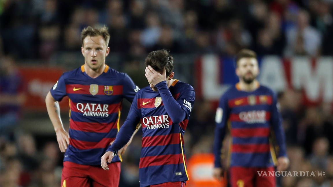 La liga española 'al rojo vivo'; Barcelona pierde 2 - 1 ante Valencia, Messi festeja su gol número 500