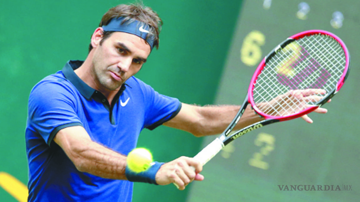 Federer, en sets corridos en Halle