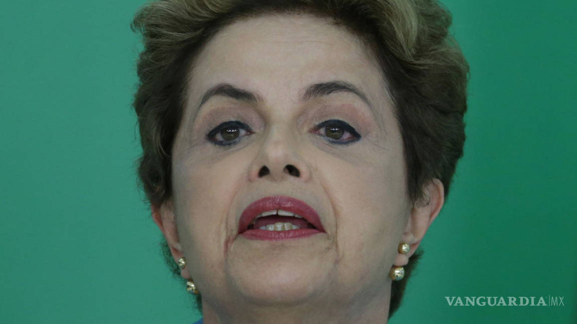 “El sistema político brasileño está en colapso”: Rousseff