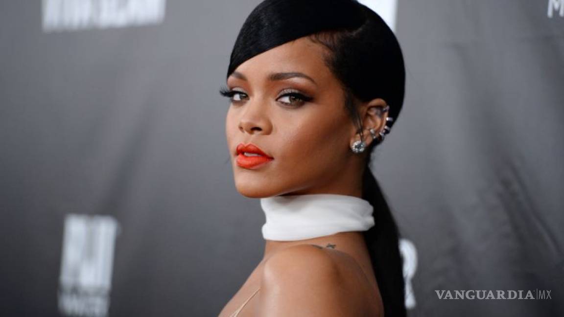 El consejo de Rihanna a un fan para superar una ruptura amorosa