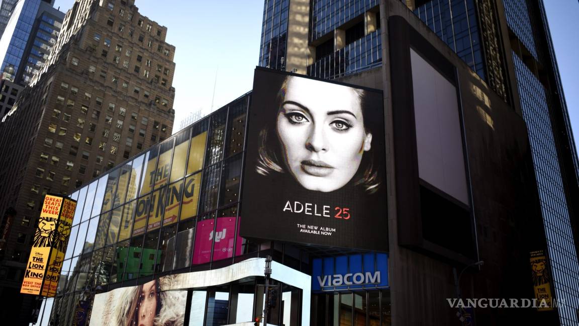 En sólo tres días Adele vende 2.3 millones de copias de &quot;25&quot; en EU