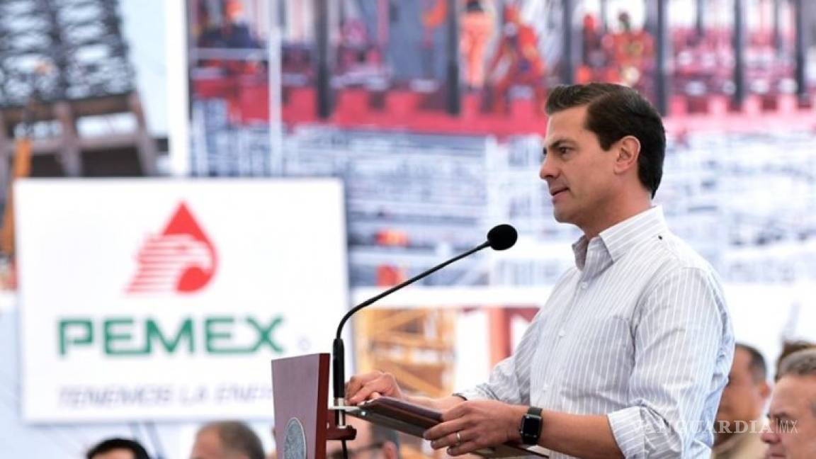 En sexenio de Peña Nieto, la producción de crudo cayó 25.93%; compra externa de gasolina aumentó 69.59%