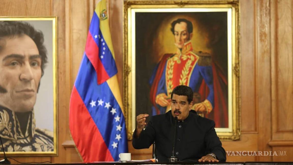 Maduro activa defensa aérea tras ataque desde helicóptero policial 'secuestrado'