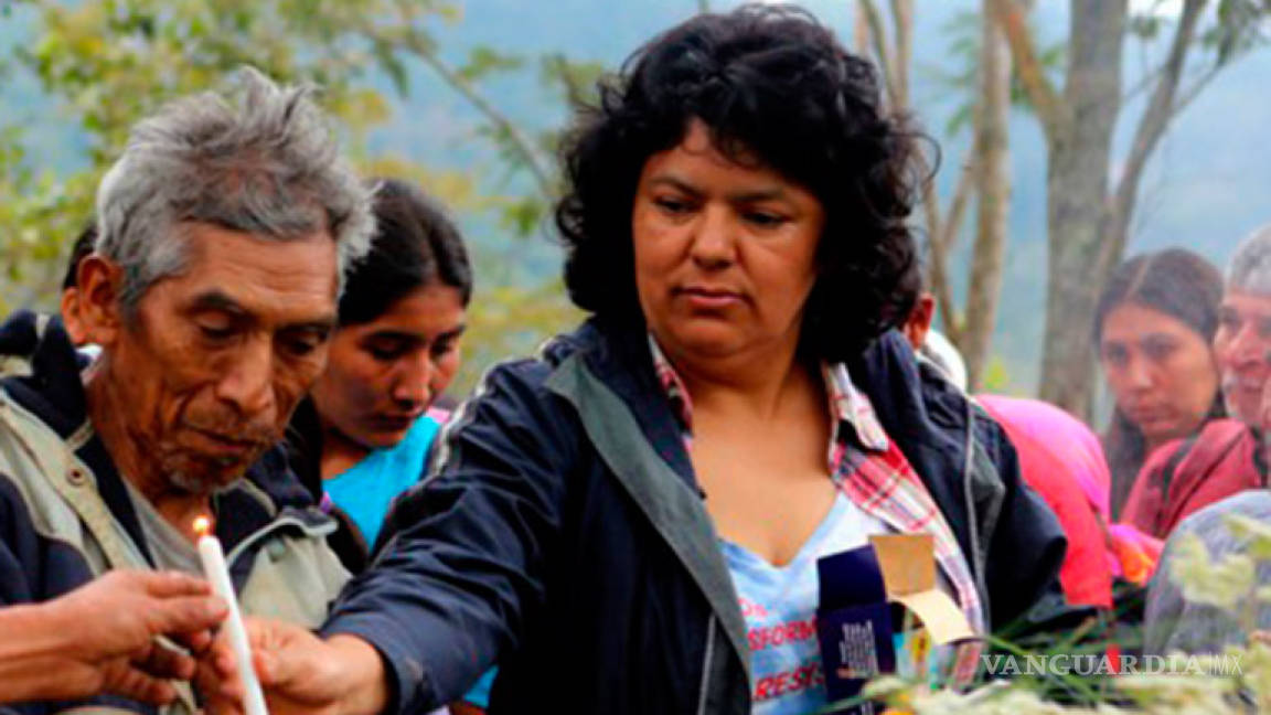 Indígenas hondureñas exigen castigo para asesinos de ambientalista Cáceres
