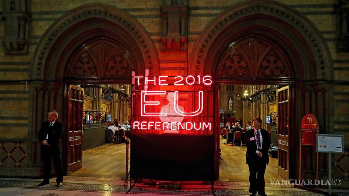 Reino Unido vota por salir de la Unión Europea y los mercados se desploman