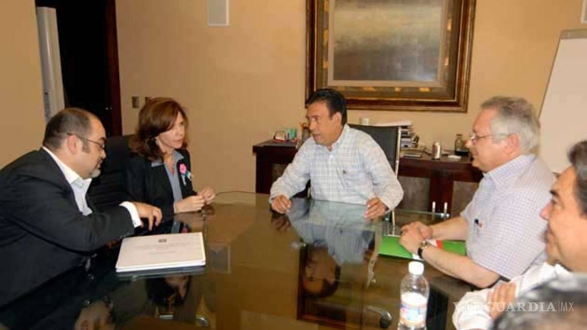 Sostiene Gobernador Moreira reunión con la presidenta de GM