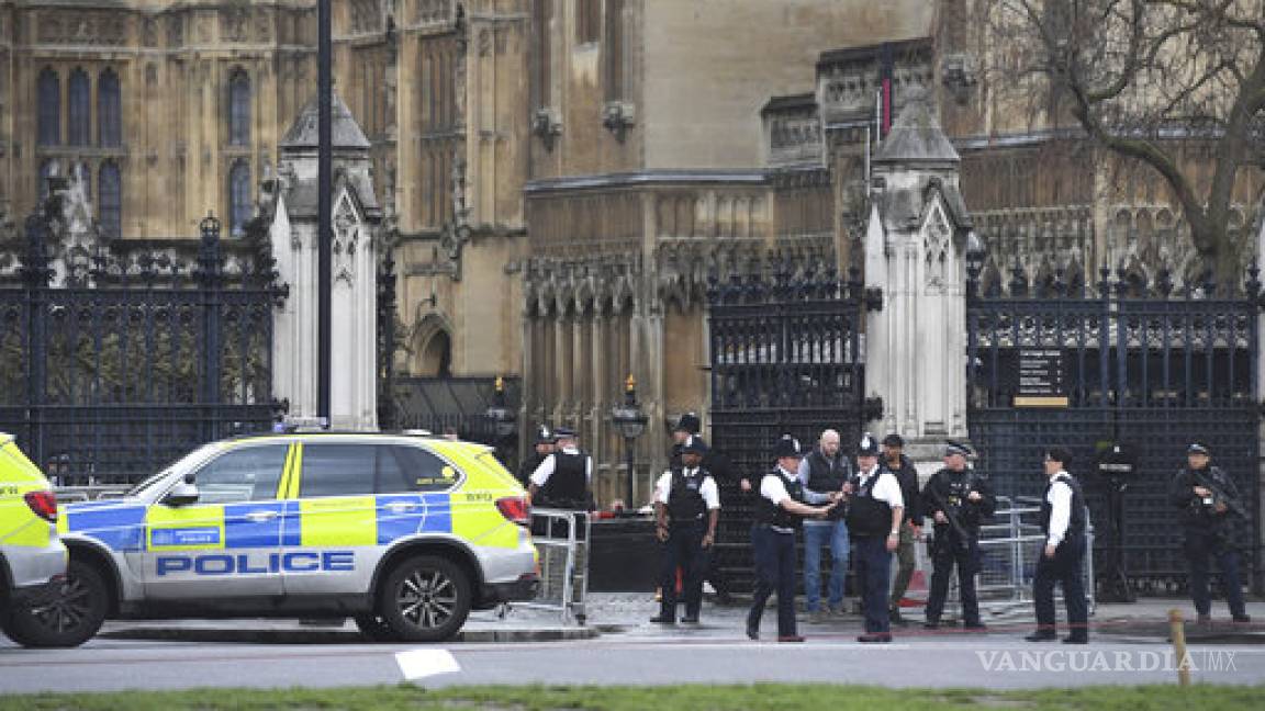Aumenta a 5 el número de muertos tras ataque en Londres; son casi 40 los heridos