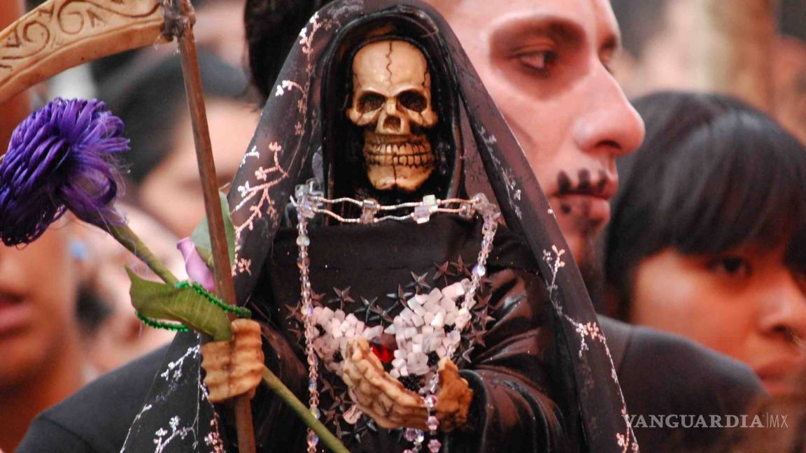 Florece el culto a la Santa Muerte en EU, lo ligan con el narcotráfico