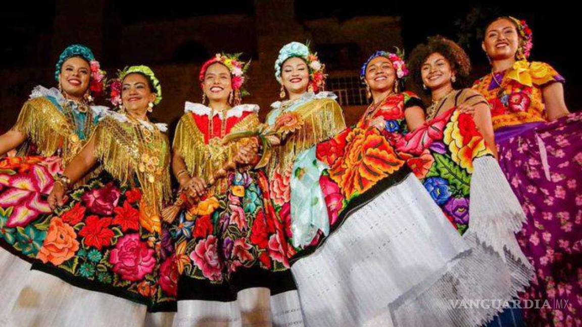 $!Tras 2 años suspendidas, vuelven las fiestas de “Julio, mes de la Guelaguetza” en Oaxaca