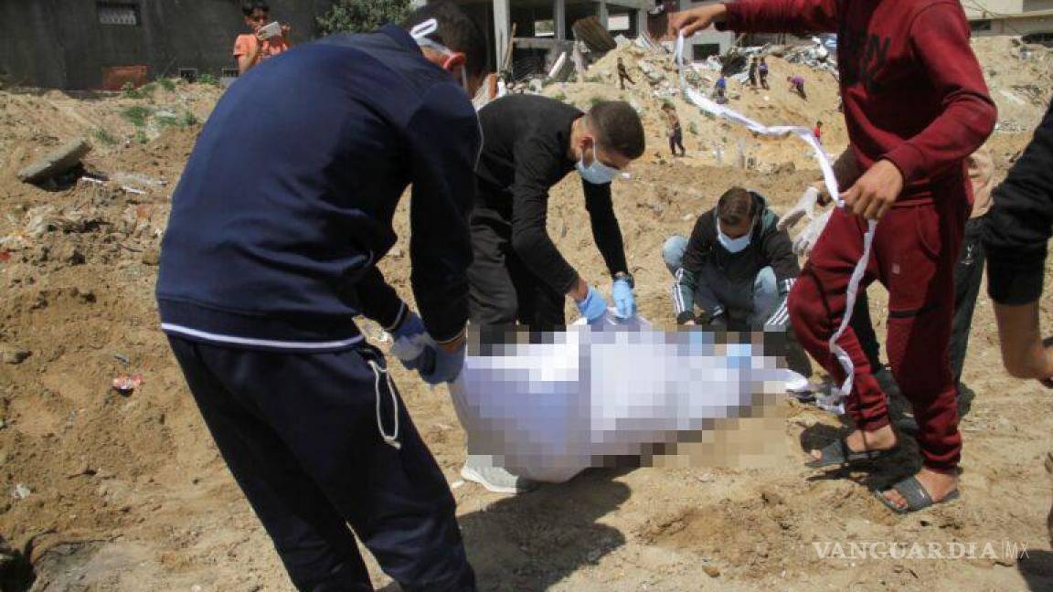 Autoridades de Gaza han exhumado 520 cuerpos, encuentran 49 en nueva fosa