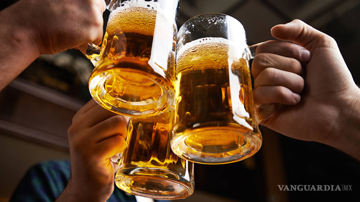 Los mexicanos, ni tan borrachos, gastan en promedio 158 pesos por semana en cerveza
