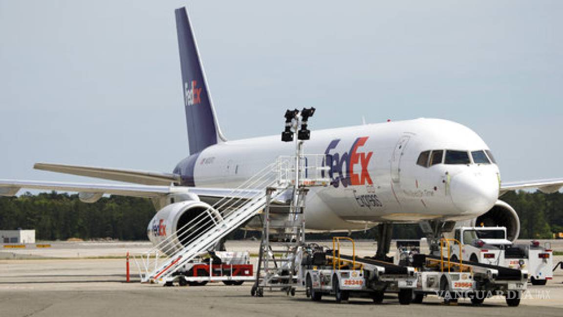 Directivos de FedEx viajan a San Juan con ayuda para empleados y población